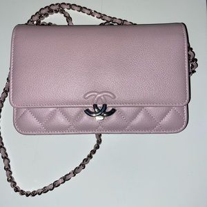 Authentic Chanel Wallet on Chain